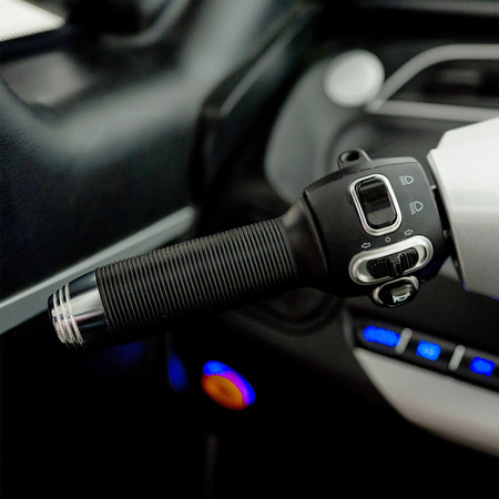  Skuter trzykołowy zabudowany z dachem Pojazd elektryczny eVoyager BN712 1500W 60V 
